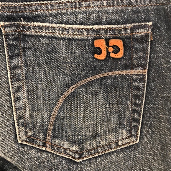 Pair of Joe’s Jeans - Picture 5 of 6